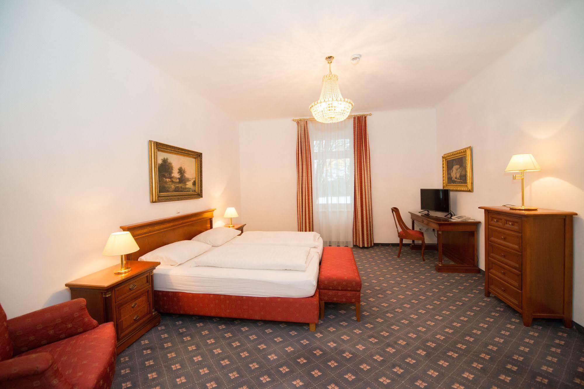 Parkhotel Styria Steyr Exterior foto